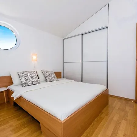 Arausa With Pool Viii Appartement