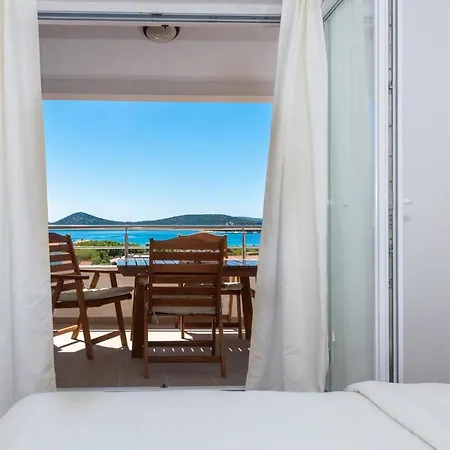 Arausa With Pool Viii * Vodice